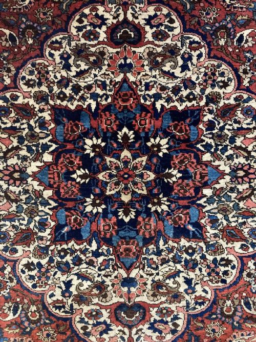 ANTIQUE BAKHTIAR RUG 212M X 138M - ADDITIONAL PHOTO 13