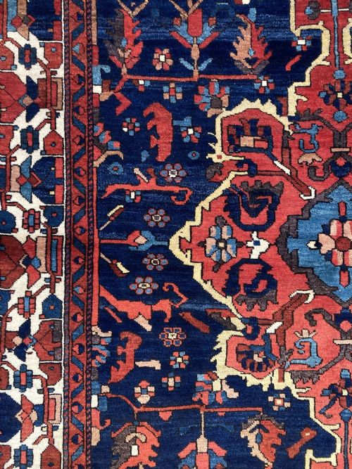 ANTIQUE BAKHTIAR RUG 212M X 160M - ADDITIONAL PHOTO 9