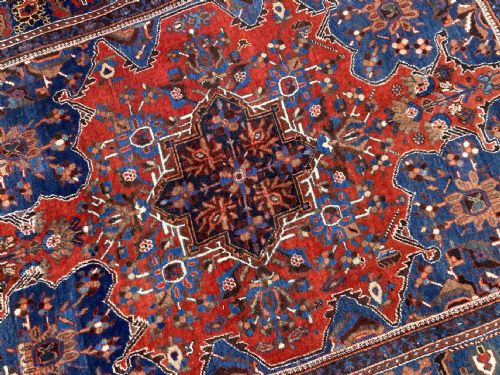 ANTIQUE QASHQAI RUG 220M X 151M - ADDITIONAL PHOTO 10