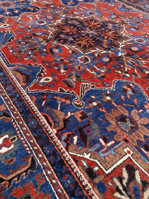 ANTIQUE QASHQAI RUG 220M X 151M - ADDITIONAL PHOTO 14