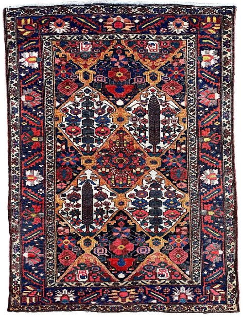 antique bakhtiar rug 206m x 147m - CATEGORY: ANTIQUE RUGS - DATED 1920