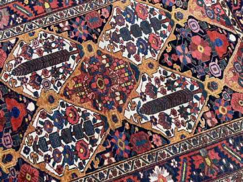 ANTIQUE BAKHTIAR RUG 206M X 147M - ADDITIONAL PHOTO 10