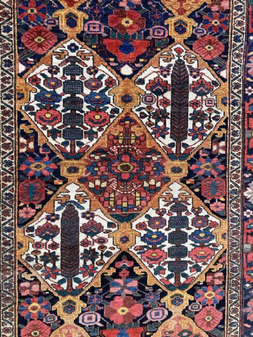 ANTIQUE BAKHTIAR RUG 206M X 147M - ADDITIONAL PHOTO 13
