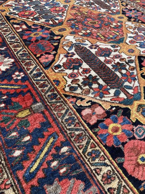 ANTIQUE BAKHTIAR RUG 206M X 147M - ADDITIONAL PHOTO 14