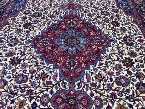 ANTIQUE WOOL SILK ISFAHAN CARPET 343M X 233M - ADDITIONAL PHOTO 7