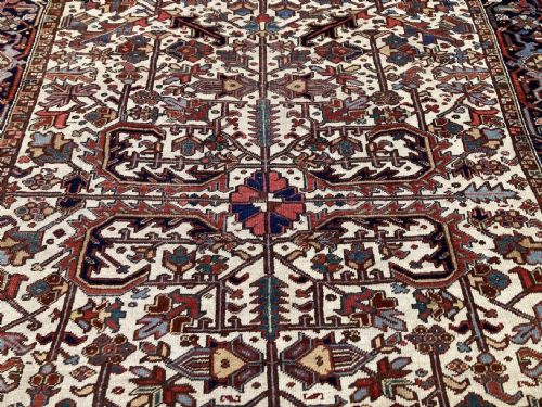 ANTIQUE HERIZ CARPET 326M X 232M - ADDITIONAL PHOTO 4