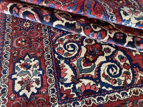 ANTIQUE BAKHTIAR RUG 211M X 137M - ADDITIONAL PHOTO 13