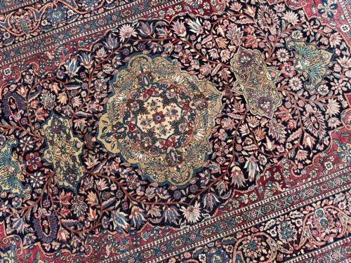 ANTIQUE ISFAHAN RUG 212M X 142M - ADDITIONAL PHOTO 9