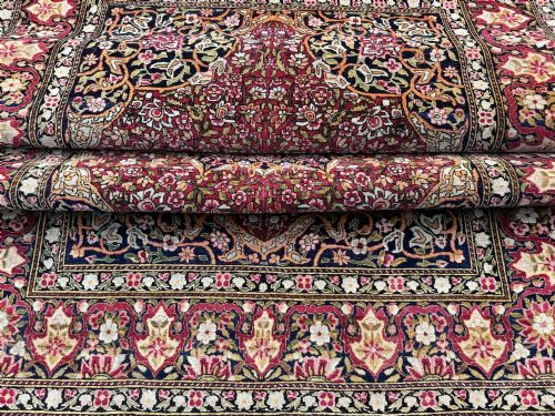 ANTIQUE ISFAHAN RUG 209M X 139M - ADDITIONAL PHOTO 12