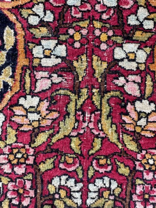ANTIQUE ISFAHAN RUG 209M X 139M - ADDITIONAL PHOTO 16