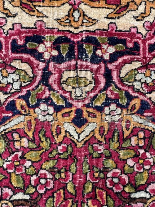 ANTIQUE ISFAHAN RUG 209M X 139M - ADDITIONAL PHOTO 17