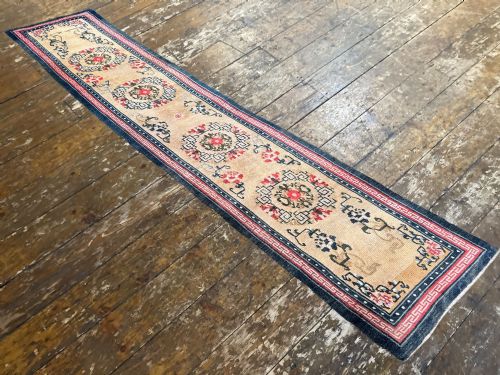 ANTIQUE TIBETAN RUNNER 403M X 081M - ADDITIONAL PHOTO 4