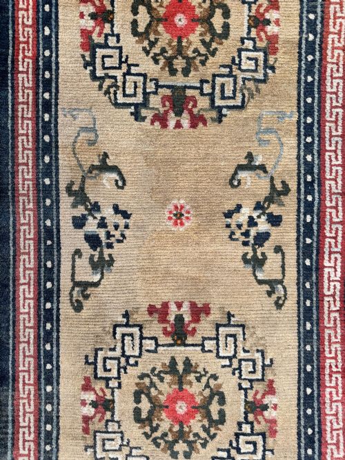 ANTIQUE TIBETAN RUNNER 403M X 081M - ADDITIONAL PHOTO 8
