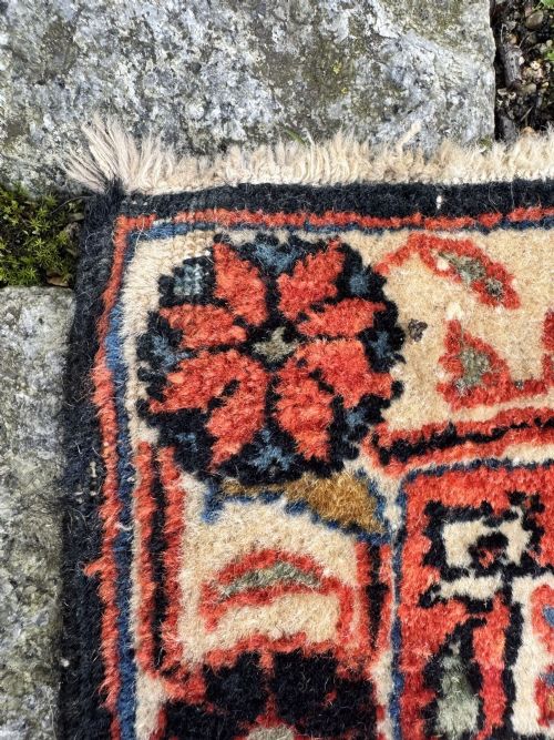ANTIQUE VERAMIN RUG 198M X 135M - ADDITIONAL PHOTO 19