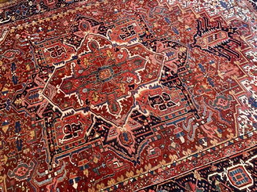 ANTIQUE HERIZ CARPET 378M X 281M - ADDITIONAL PHOTO 10