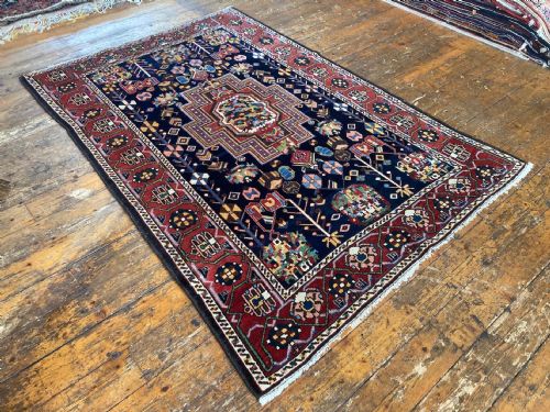 ANTIQUE BAKHTIAR RUG 206M X 141M - ADDITIONAL PHOTO 3