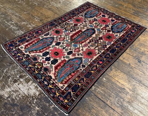 ANTIQUE BAKHTIAR RUG 208M X 143M - ADDITIONAL PHOTO 4