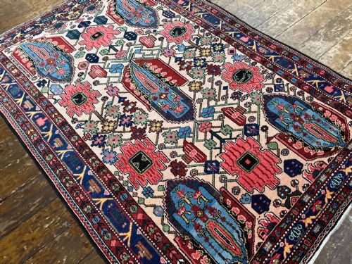 ANTIQUE BAKHTIAR RUG 208M X 143M - ADDITIONAL PHOTO 5