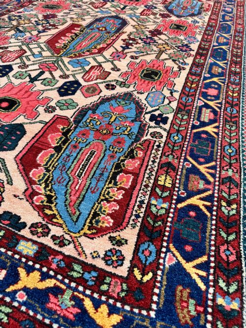 ANTIQUE BAKHTIAR RUG 208M X 143M - ADDITIONAL PHOTO 8