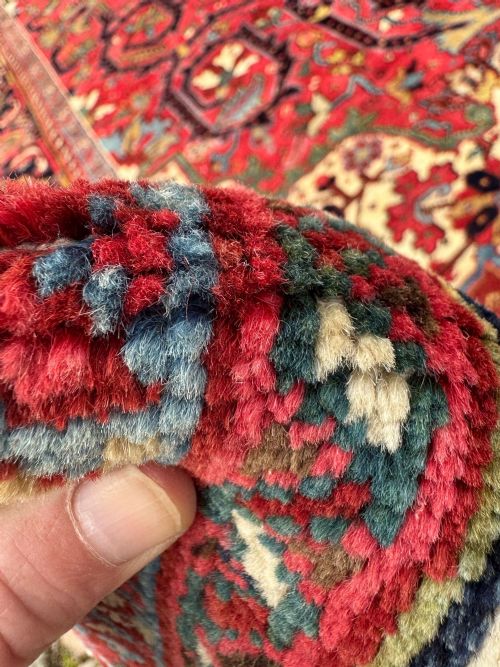 ANTIQUE HERIZ CARPET 368M X 265M - ADDITIONAL PHOTO 18