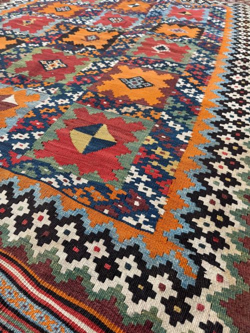 ANTIQUE QASHQAI KILIM 230M X 159M - ADDITIONAL PHOTO 8