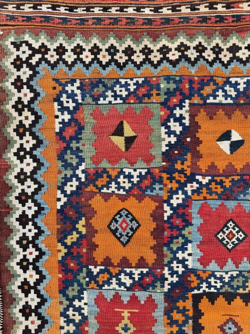 ANTIQUE QASHQAI KILIM 230M X 159M - ADDITIONAL PHOTO 11