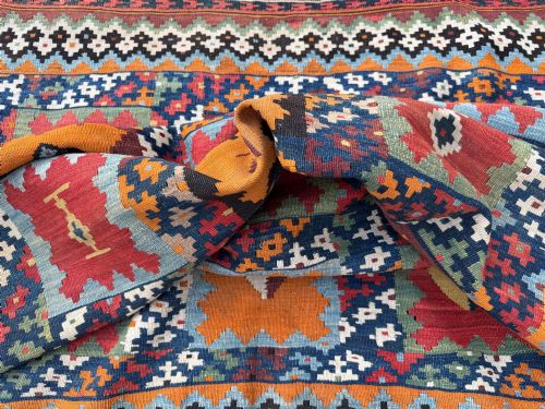 ANTIQUE QASHQAI KILIM 230M X 159M - ADDITIONAL PHOTO 16