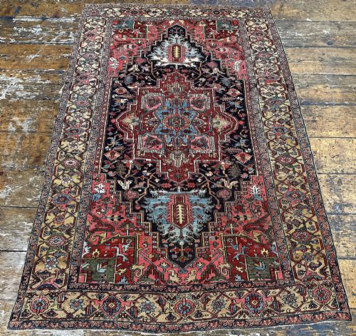 ANTIQUE HERIZ CARPET 329M X 212M - ADDITIONAL PHOTO 3