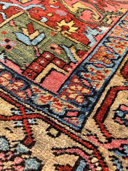 ANTIQUE HERIZ CARPET 329M X 212M - ADDITIONAL PHOTO 9