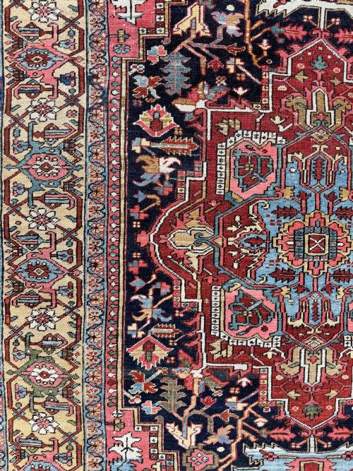 ANTIQUE HERIZ CARPET 329M X 212M - ADDITIONAL PHOTO 12