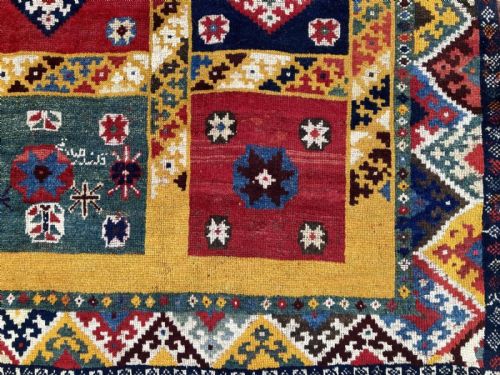 ANTIQUE GABBEH RUG 268M X 142M - ADDITIONAL PHOTO 5