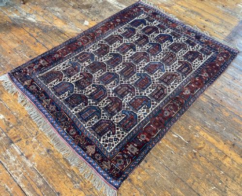 ANTIQUE KHAMSEH RUG 190M X 139M - ADDITIONAL PHOTO 4