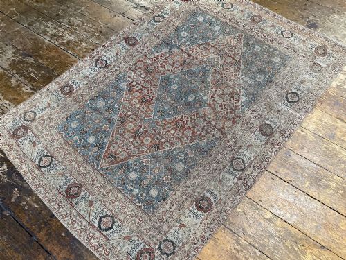 ANTIQUE TABRIZ RUG 168M X 116M - ADDITIONAL PHOTO 4
