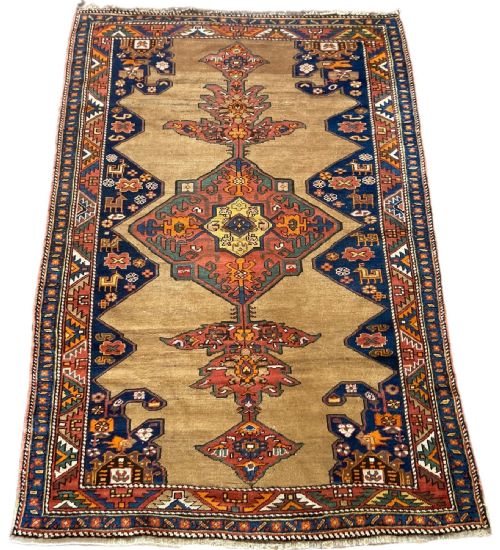 ANTIQUE CAUCASIAN RUG 181M X 124M - ADDITIONAL PHOTO 1