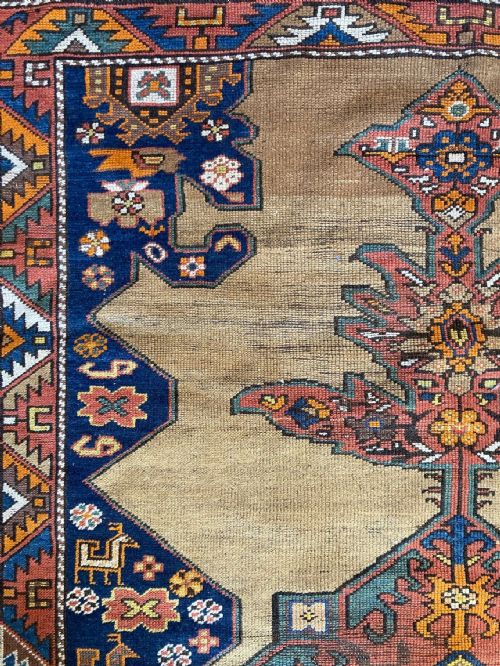 ANTIQUE CAUCASIAN RUG 181M X 124M - ADDITIONAL PHOTO 9