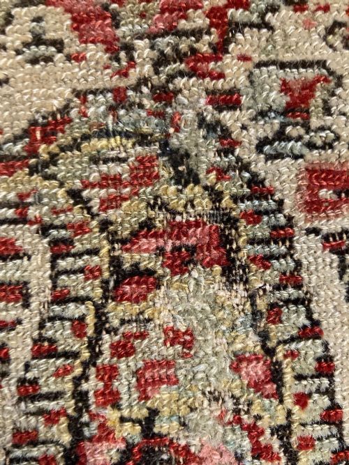 ANTIQUE SENNEH RUG 202M X 136M - ADDITIONAL PHOTO 12