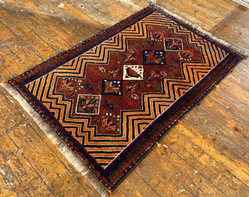 ANTIQUE GABBEH RUG 158M X 108M - ADDITIONAL PHOTO 4