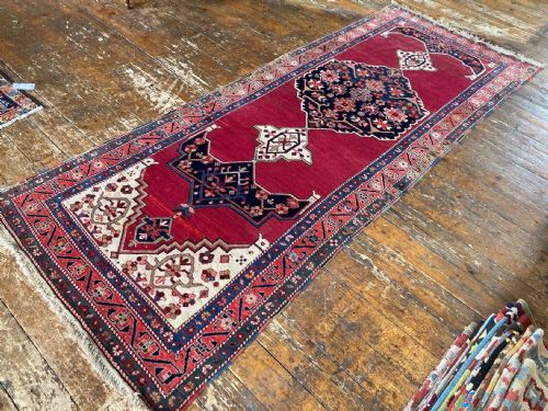 ANTIQUE KARABAGH LONG RUG 297M X 117M - ADDITIONAL PHOTO 3