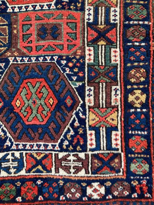 ANTIQUE KURDISH RUG 192M X 119M - ADDITIONAL PHOTO 6