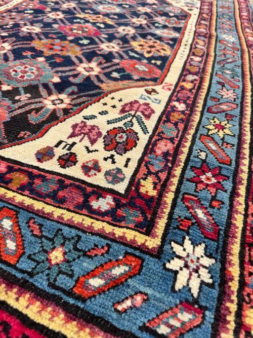 ANTIQUE CAUCASIAN KARABAGH RUG 147M X 101M - ADDITIONAL PHOTO 8