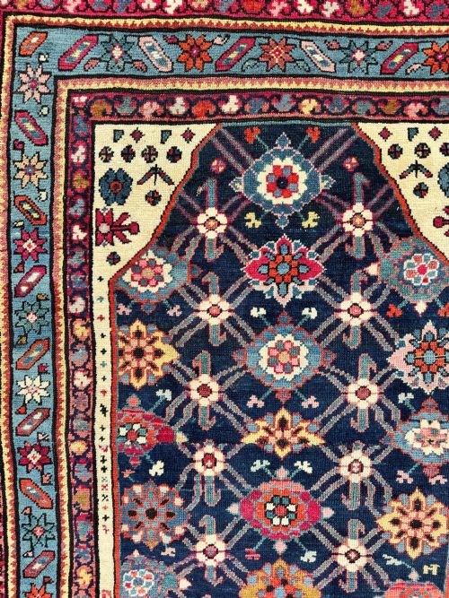 ANTIQUE CAUCASIAN KARABAGH RUG 147M X 101M - ADDITIONAL PHOTO 11