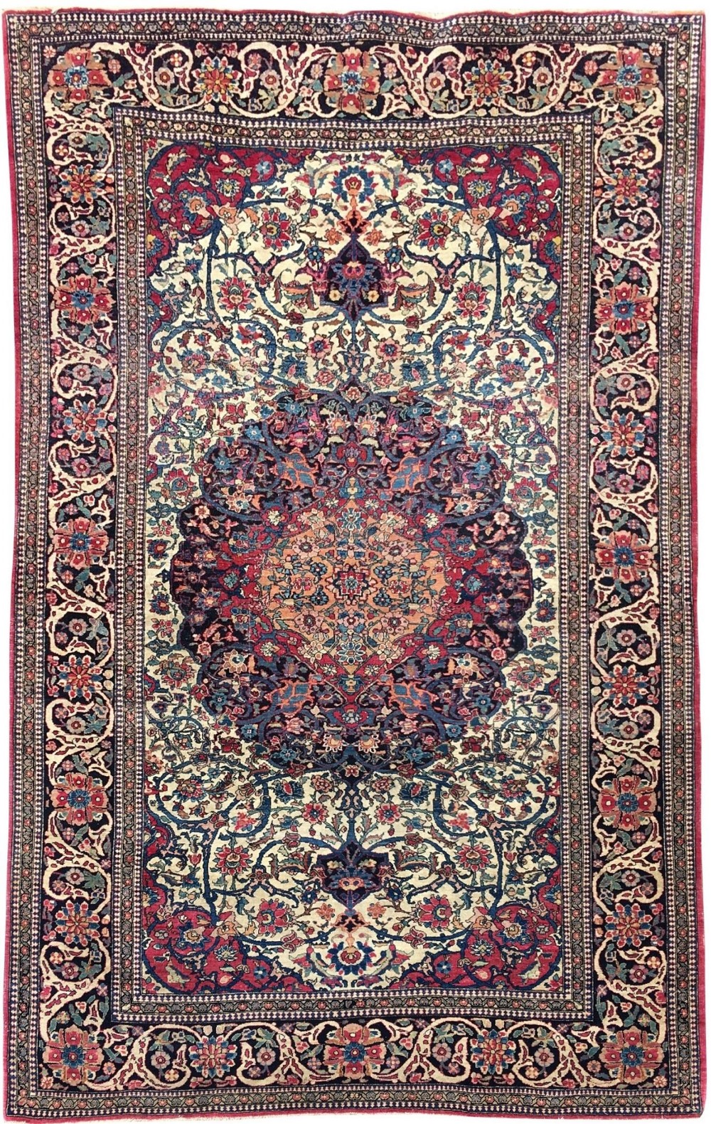 Antique Isfahan Rug 2.16m x 1.37m