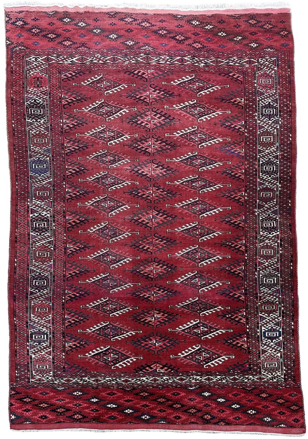 Antique Turkmen Yomut Carpet 2.98m x 1.94m