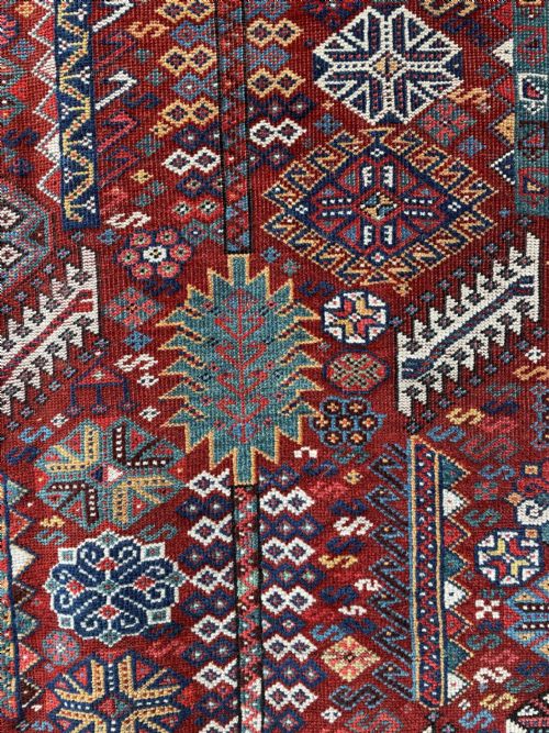fig 1. Antique Qashqa'i Rug, Shekarlu Taifeh, Fars Province, South-West Persia.