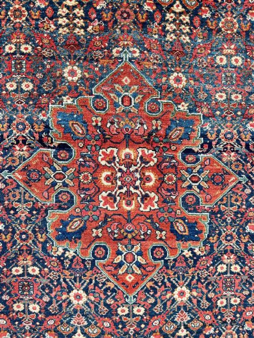 ANTIQUE FERAGHAN RUG FERAGHAN REGION NORTHWEST PERSIA - ADDITIONAL PHOTO 4