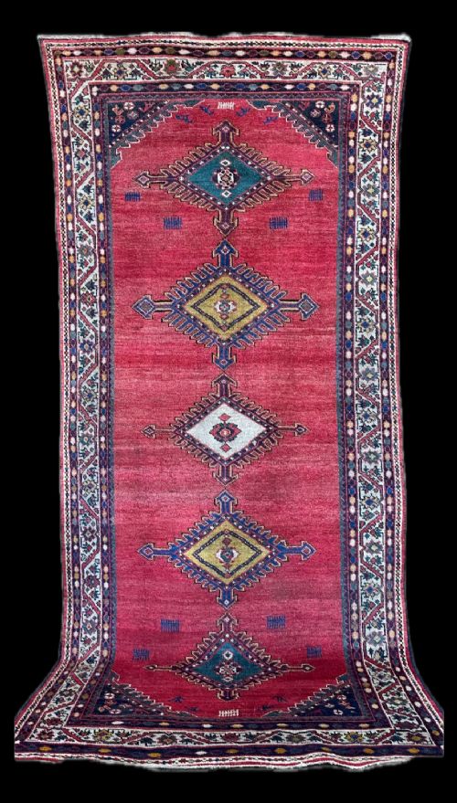 ANTIQUE CORRIDOR CARPET FERAGHAN NORTHWEST PERSIA