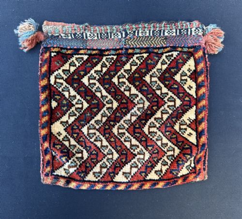 antique vanitybag qashqa'i confederacy kashkuli tayefeh fars province southwest persia - CATEGORY: ANTIQUE RUGS - DATED 1880