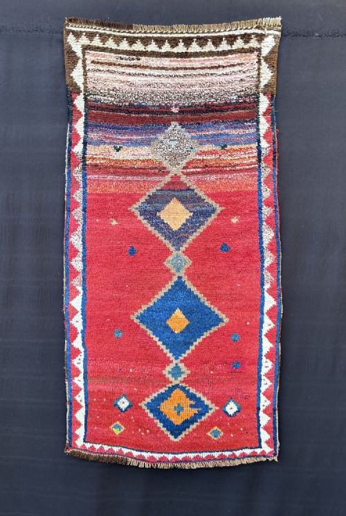 Antique Gabbeh, Lori-Bakhtiari Tribes of Kohkiluyeh, Luristan, West Persia.