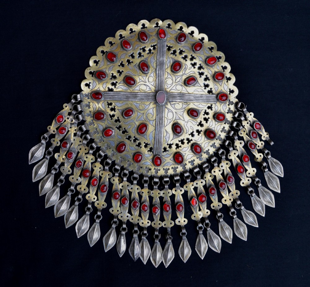 Antique Turkmen 'Selpeli Guljaka', Tekke Tribes, Murgab Oasis, Turkmenistan, Central Asia.
