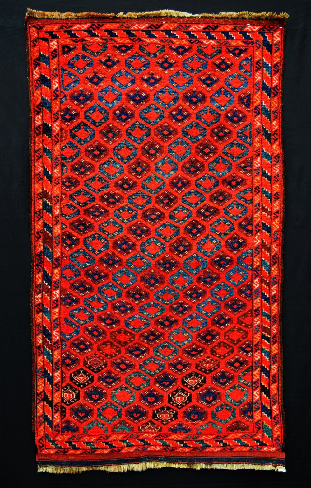 Antique Middle Amu Darya Rug, Ersari Turkmen Tribes, Turkmenistan.